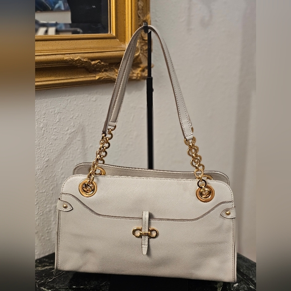 Salvatore Ferragamo Cream Shoulder Bag with Gold Chain